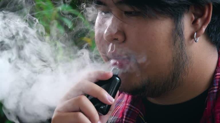 Navigating casino trực tuyến uy tín options for Vietnamese players while experts explore are e cigarettes harmful to your lungs and public safety implications