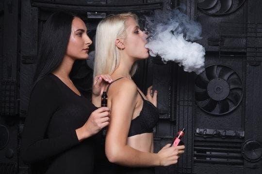 Vape Shop insights answering what is the main chemical in e cigarettes and how it shapes your vaping choices