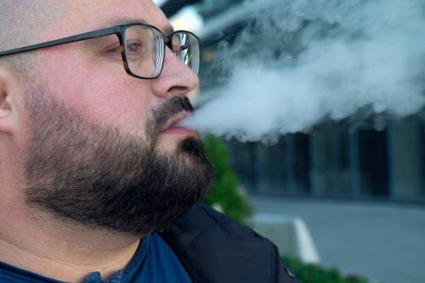 Vape Shop survival tips amid changing vietnam e-cigarette legal status 2025 for retailers and consumers