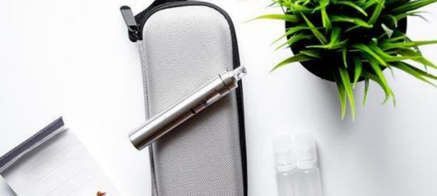 E cigi bolt buying guide and expert tips for choosing batteries for e cigarettes E cigi bolt buying guide and expert tips for choosing batteries for e cigarettes