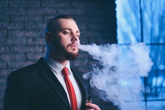 How trực tiếp bóng đá streaming trends shape fan culture and does electronic cigarette help quit smoking according to recent research