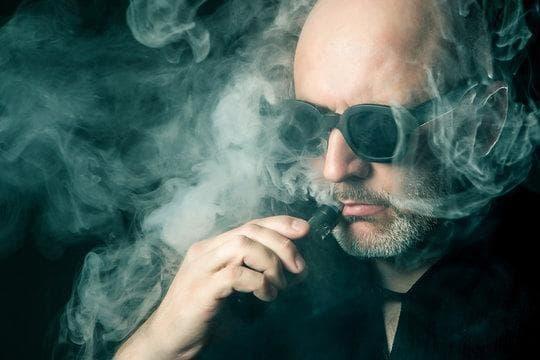 e-zigaretten grosshandel buying tips and what chemicals are found in e cigarettes explained for responsible wholesalers