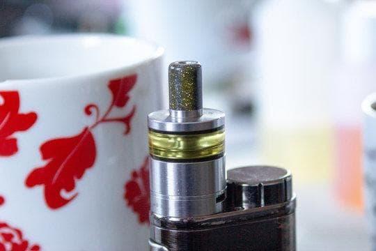Buying Tips for Jednorázová E-cigareta and Using the v2 electronic cigarette charger Safely