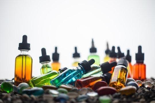 Discover Top e cigarette brands and premium electronic cigarette e liquid picks for flavor and value