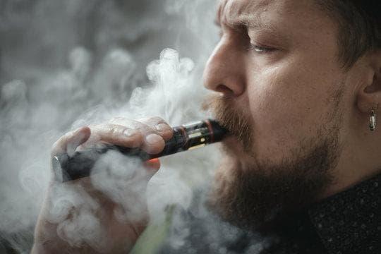 Vape Shop Reviews and Buying Tips to Choose the Perfect e cigarett for Flavor and Performance