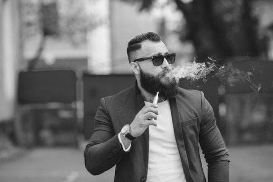 e-sigara debate, why are e cigarettes banned in india and what it means for public health